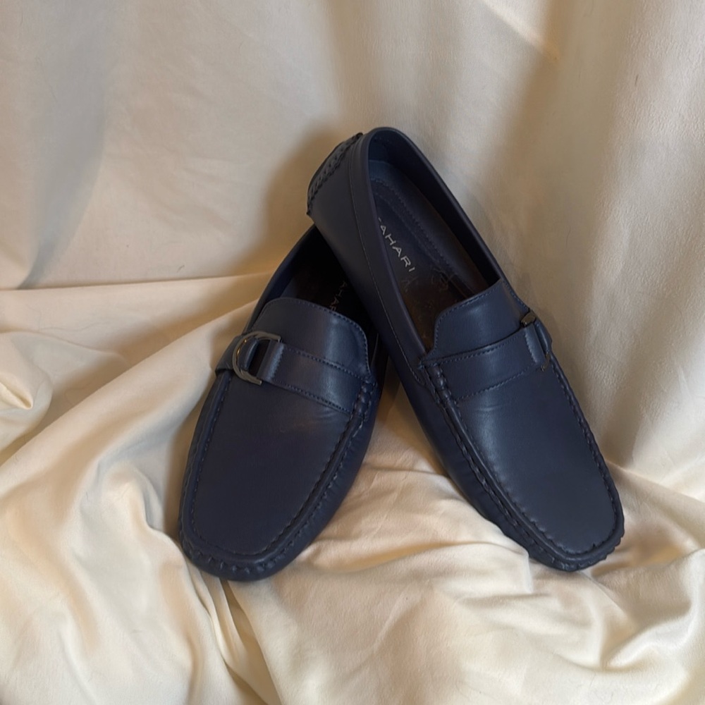 Tamari Men’s 10.5 loafer slip on